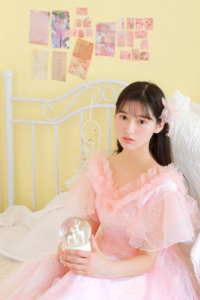 男神插曲女生的视频完整bd